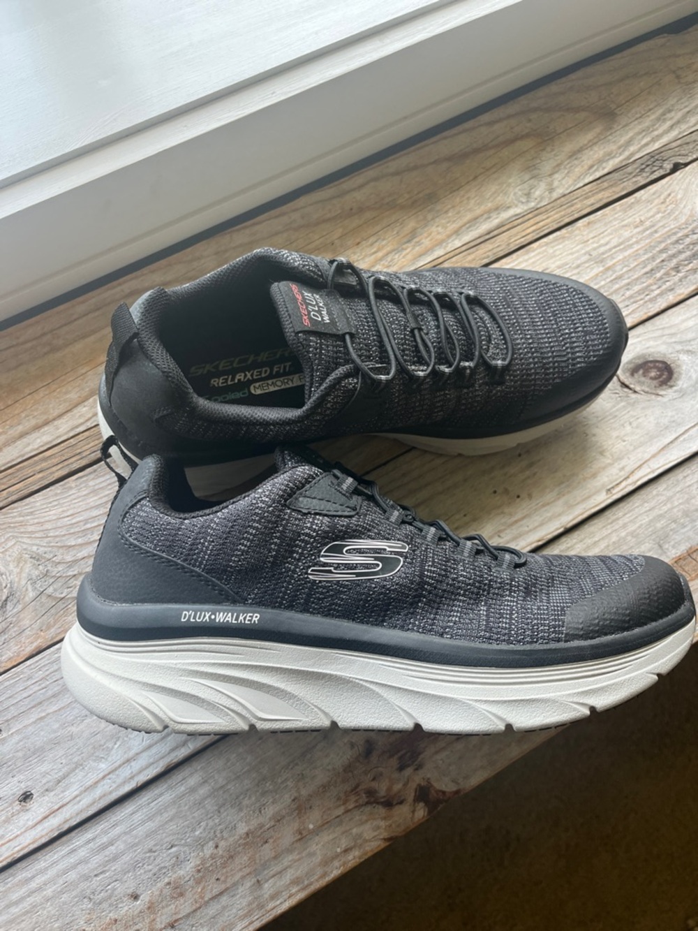 Skechers D'LUX Walker Black Knit Sneakers with White Sole